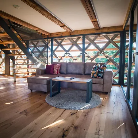 Apartment Hayrack Skok